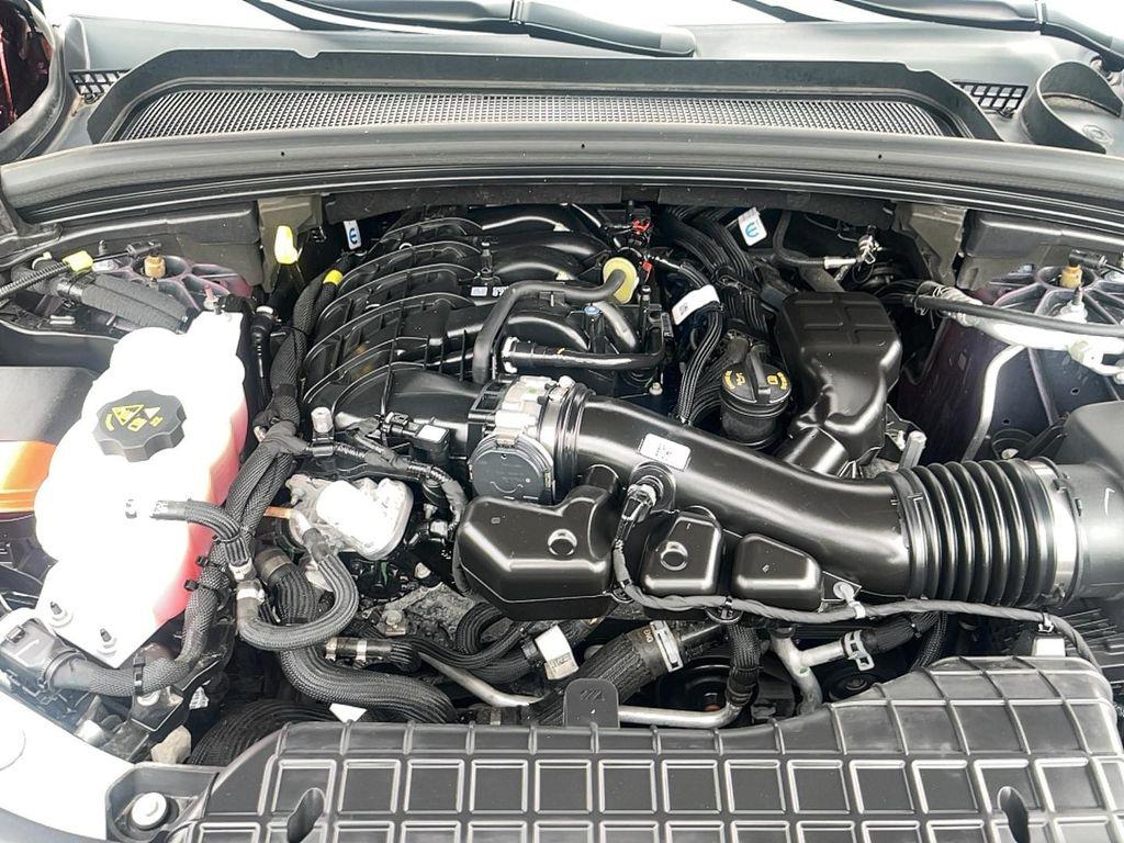 used 2024 Jeep Grand Cherokee L car