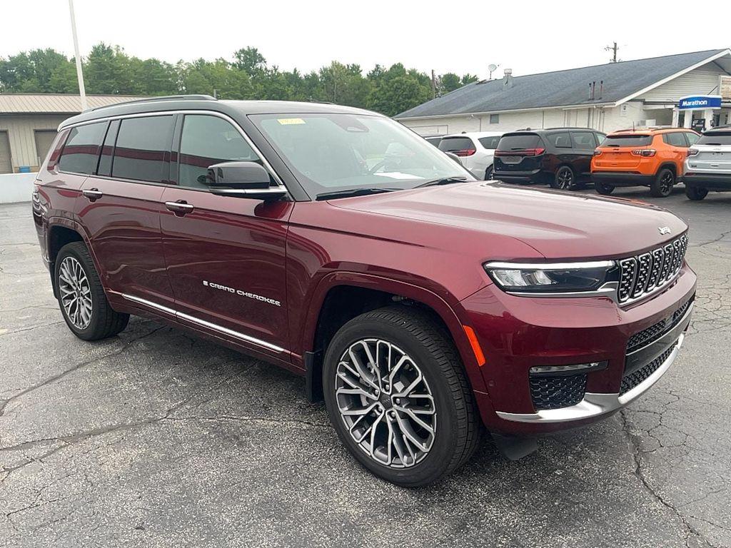 used 2024 Jeep Grand Cherokee L car