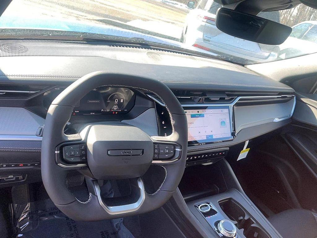 new 2026 Jeep Cherokee car, priced at $44,810