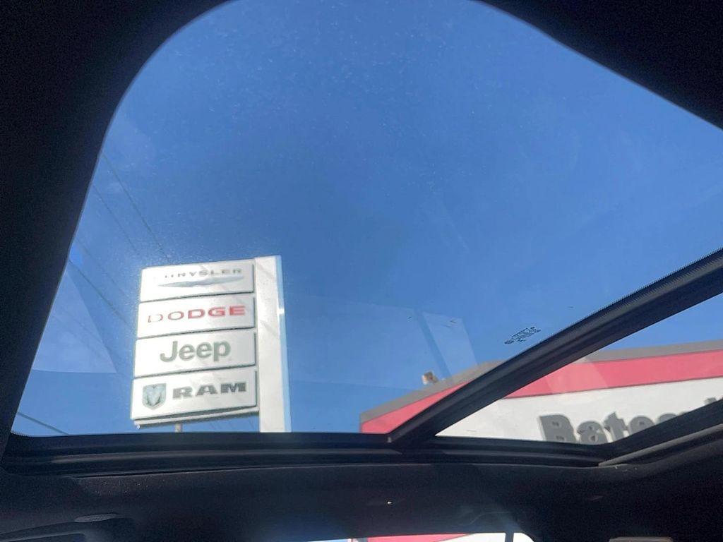 new 2026 Jeep Cherokee car, priced at $44,810