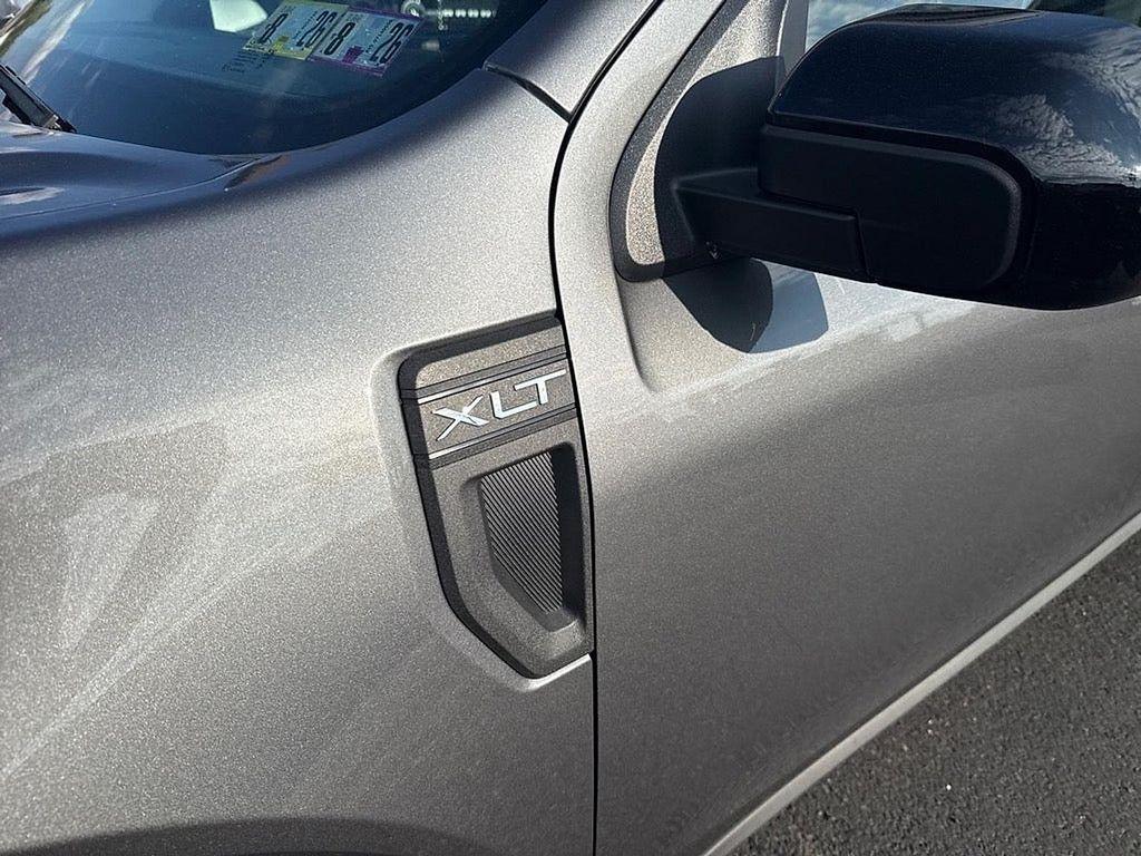 new 2025 Ford Maverick car, priced at $35,025