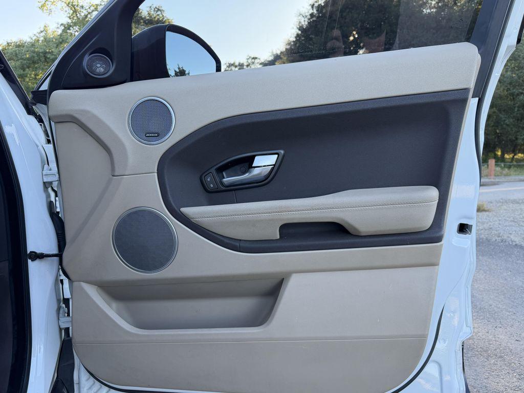 used 2015 Land Rover Range Rover Evoque car, priced at $8,750