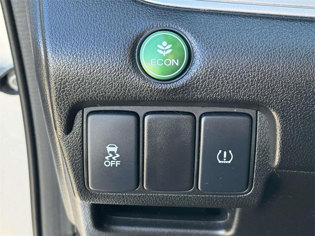 used 2015 Honda CR-V car, priced at $12,986