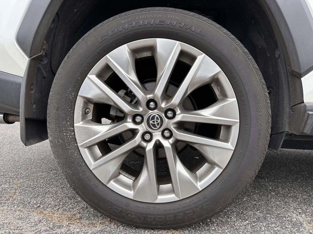 used 2019 Toyota RAV4 car, priced at $28,263