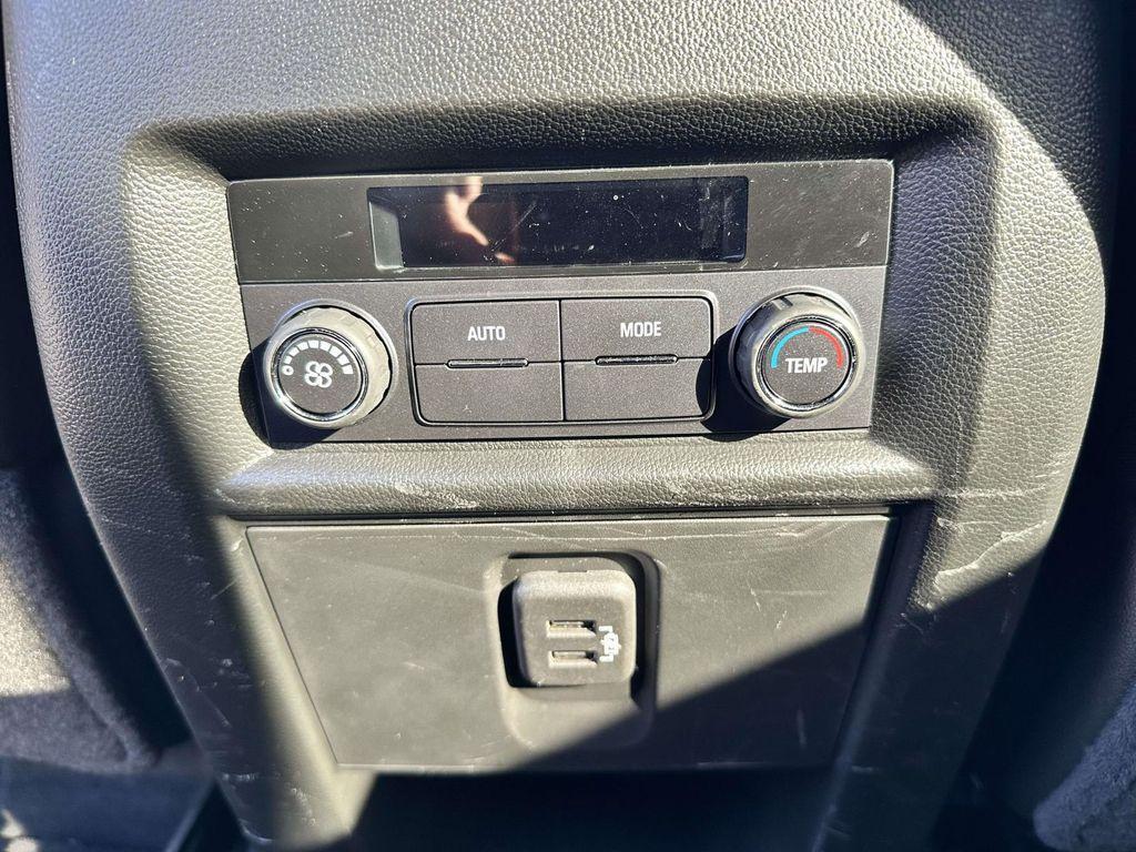 used 2023 Chevrolet Traverse car, priced at $24,995