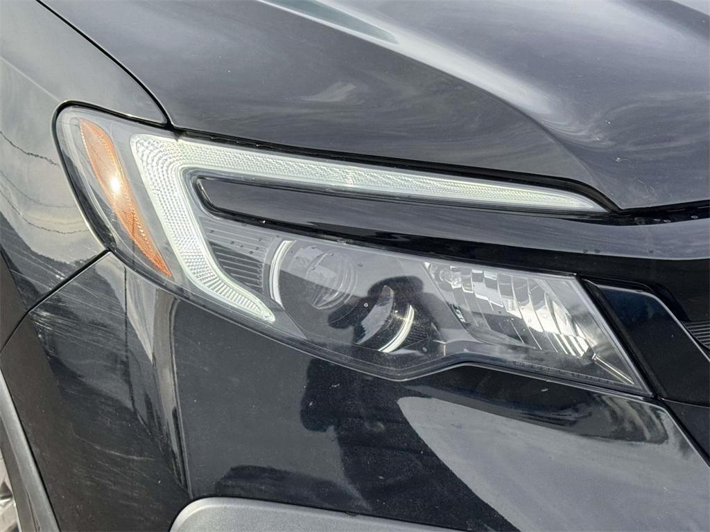 used 2022 Honda Pilot car, priced at $27,333