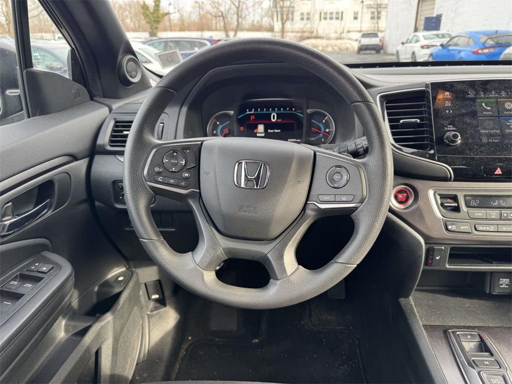 used 2022 Honda Pilot car, priced at $27,333