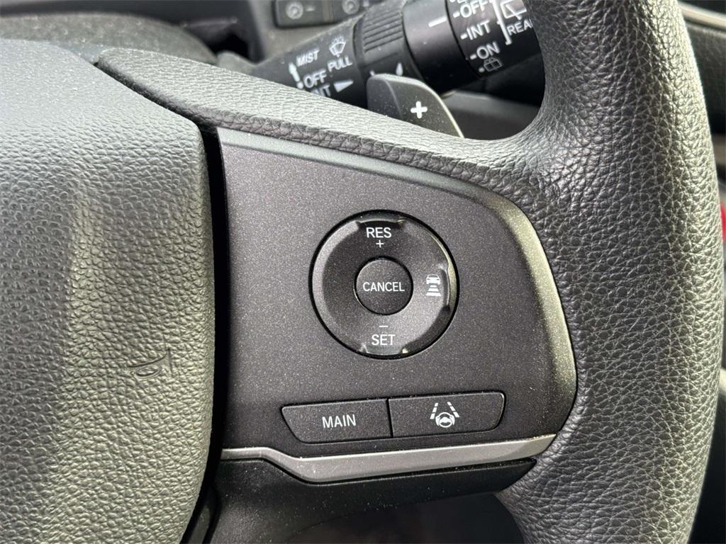 used 2022 Honda Pilot car, priced at $27,333