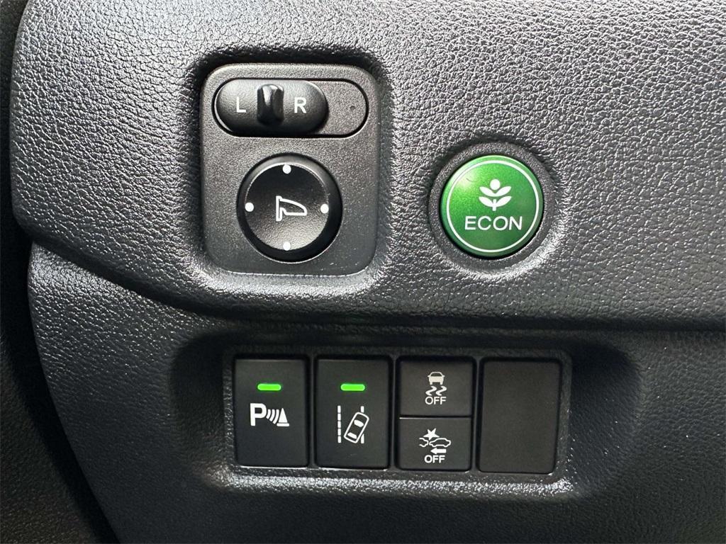 used 2016 Honda Pilot car, priced at $15,986