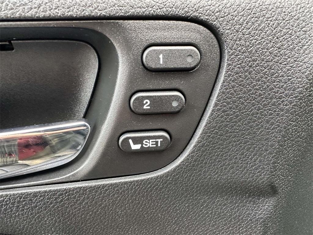 used 2016 Honda Pilot car, priced at $15,986