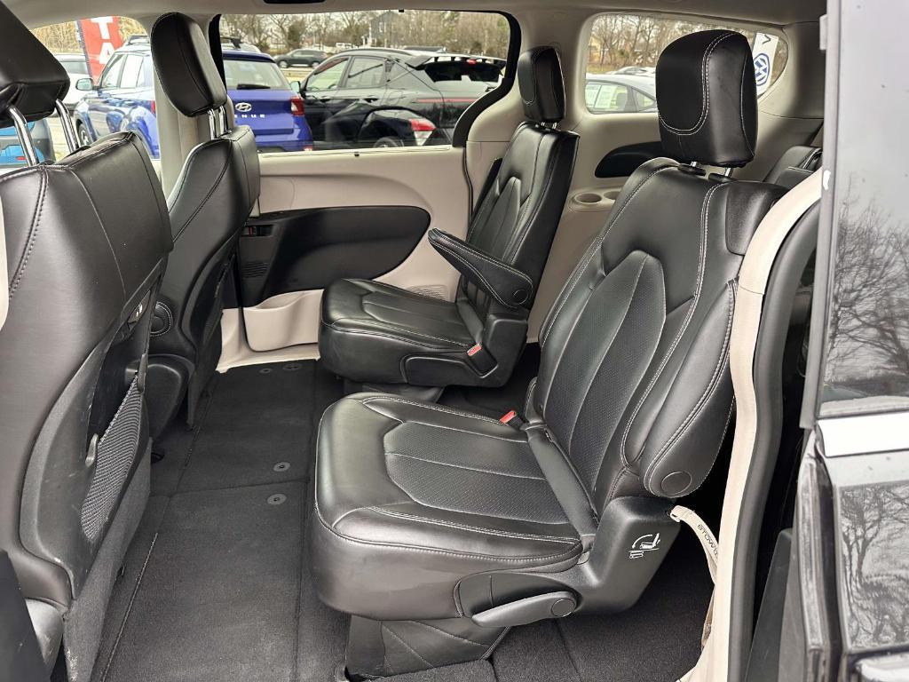 used 2023 Chrysler Pacifica car, priced at $23,205