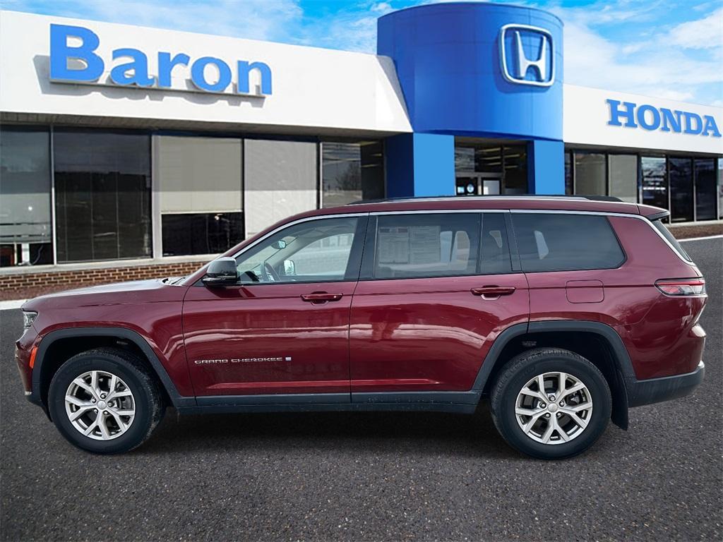 used 2022 Jeep Grand Cherokee L car, priced at $28,000
