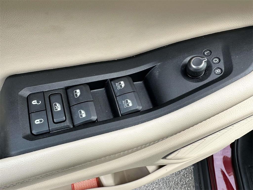 used 2022 Jeep Grand Cherokee L car, priced at $28,000