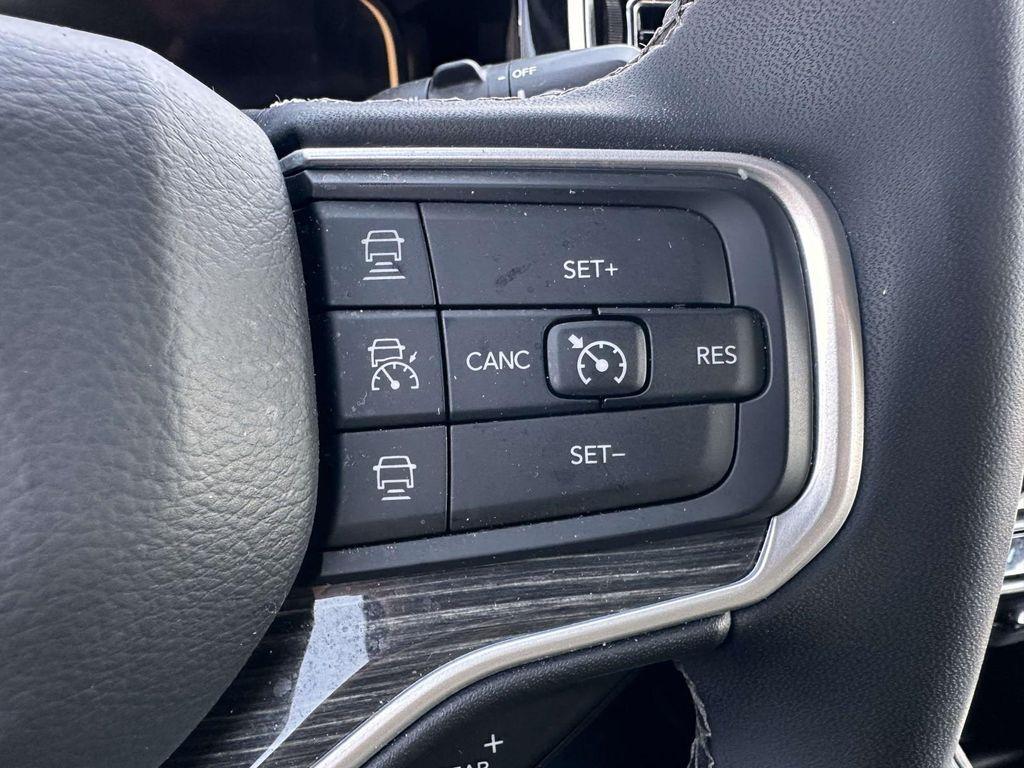 used 2022 Jeep Wagoneer car, priced at $39,995