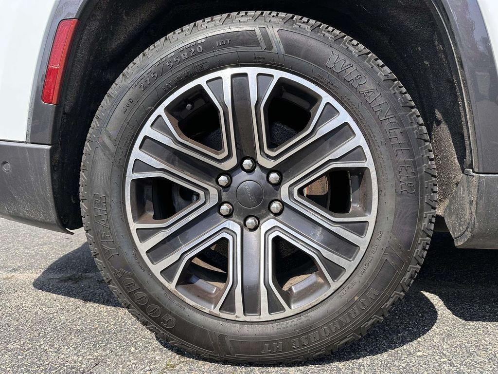 used 2022 Jeep Wagoneer car, priced at $39,995