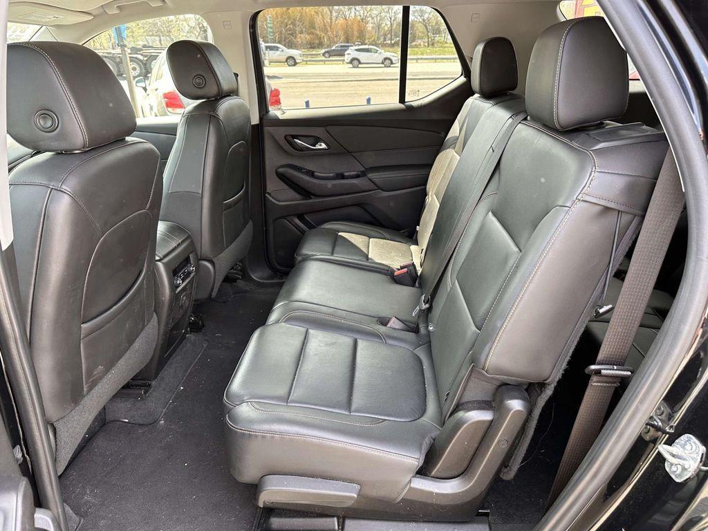 used 2021 Chevrolet Traverse car, priced at $18,767