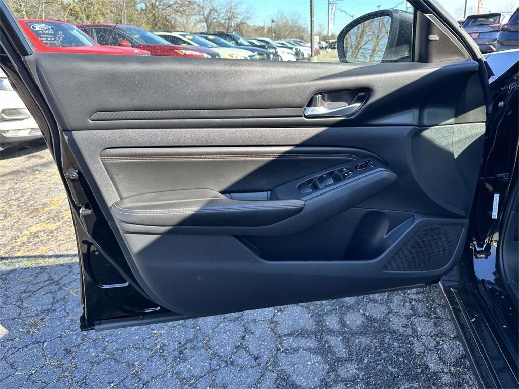 used 2022 Nissan Altima car, priced at $17,000