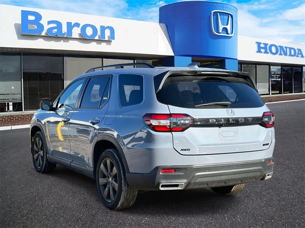 used 2023 Honda Pilot car, priced at $32,986