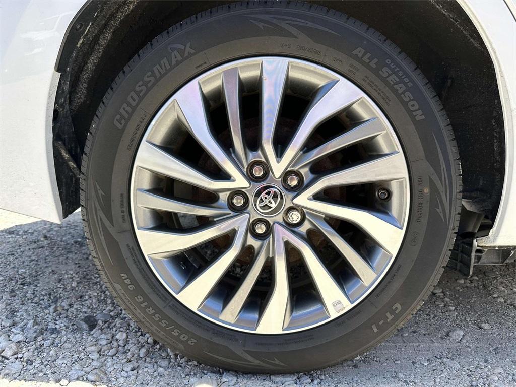 used 2019 Toyota Corolla car, priced at $17,291