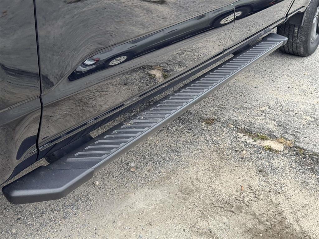 used 2022 Ford F-150 car, priced at $40,892