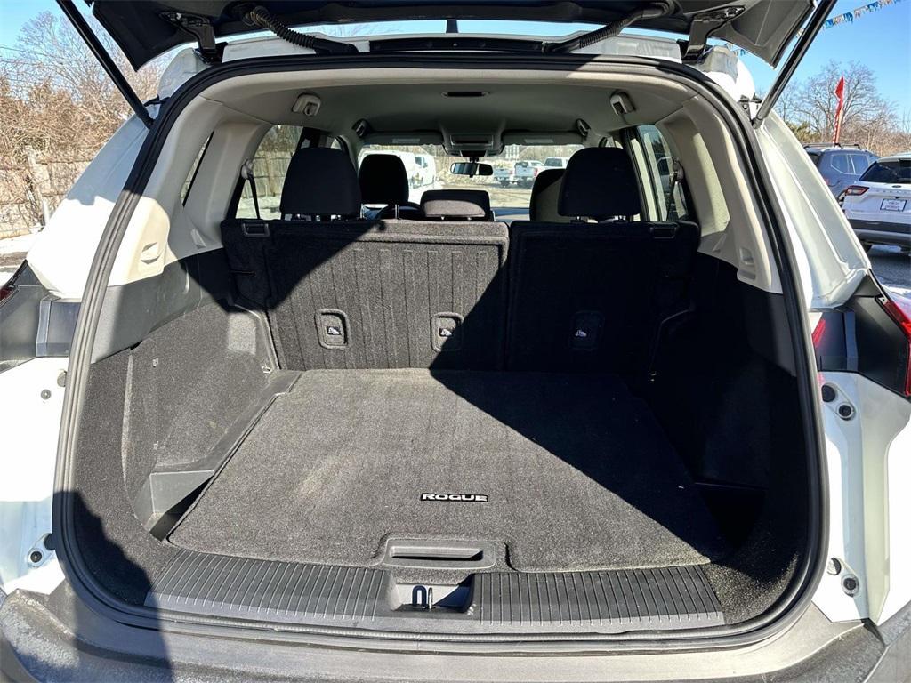 used 2023 Nissan Rogue car, priced at $19,986