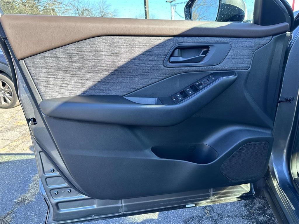 used 2023 Nissan Rogue car, priced at $20,280