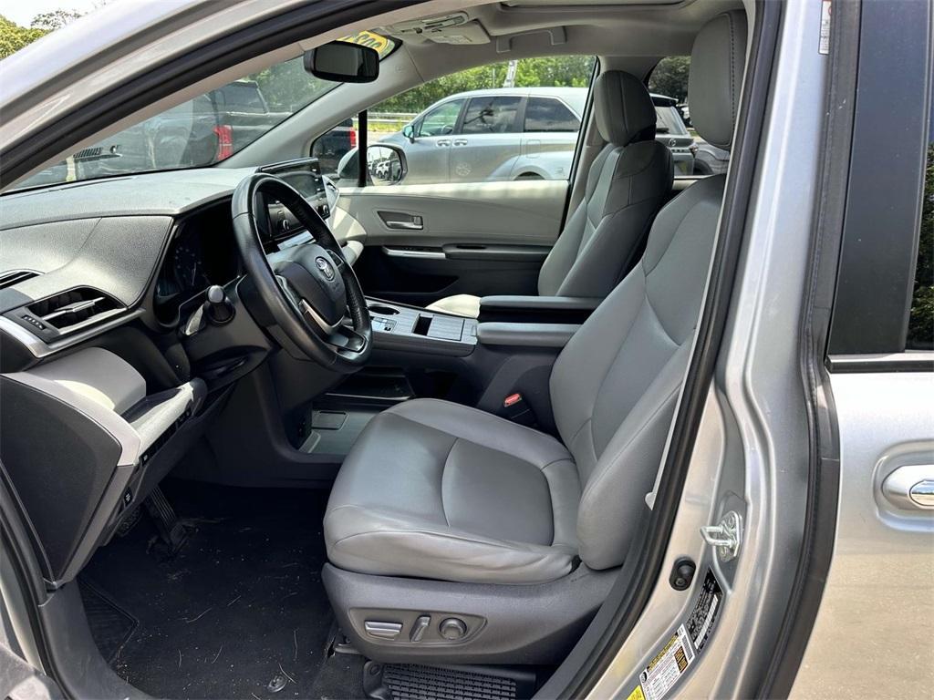 used 2021 Toyota Sienna car, priced at $36,426