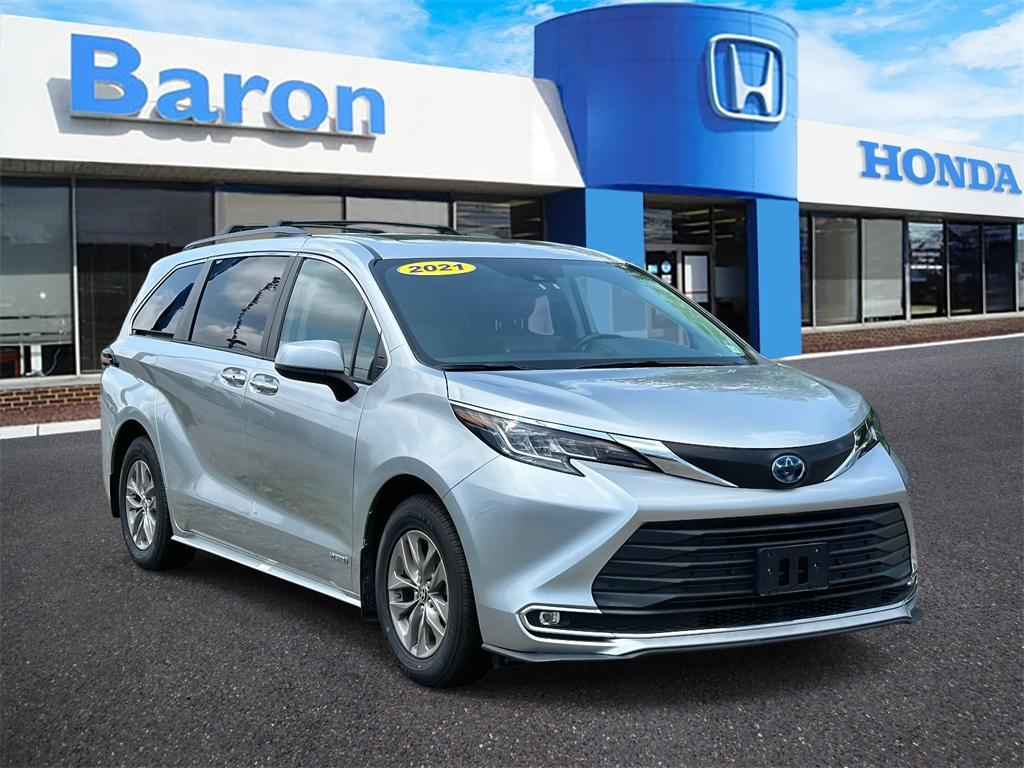 used 2021 Toyota Sienna car, priced at $36,426