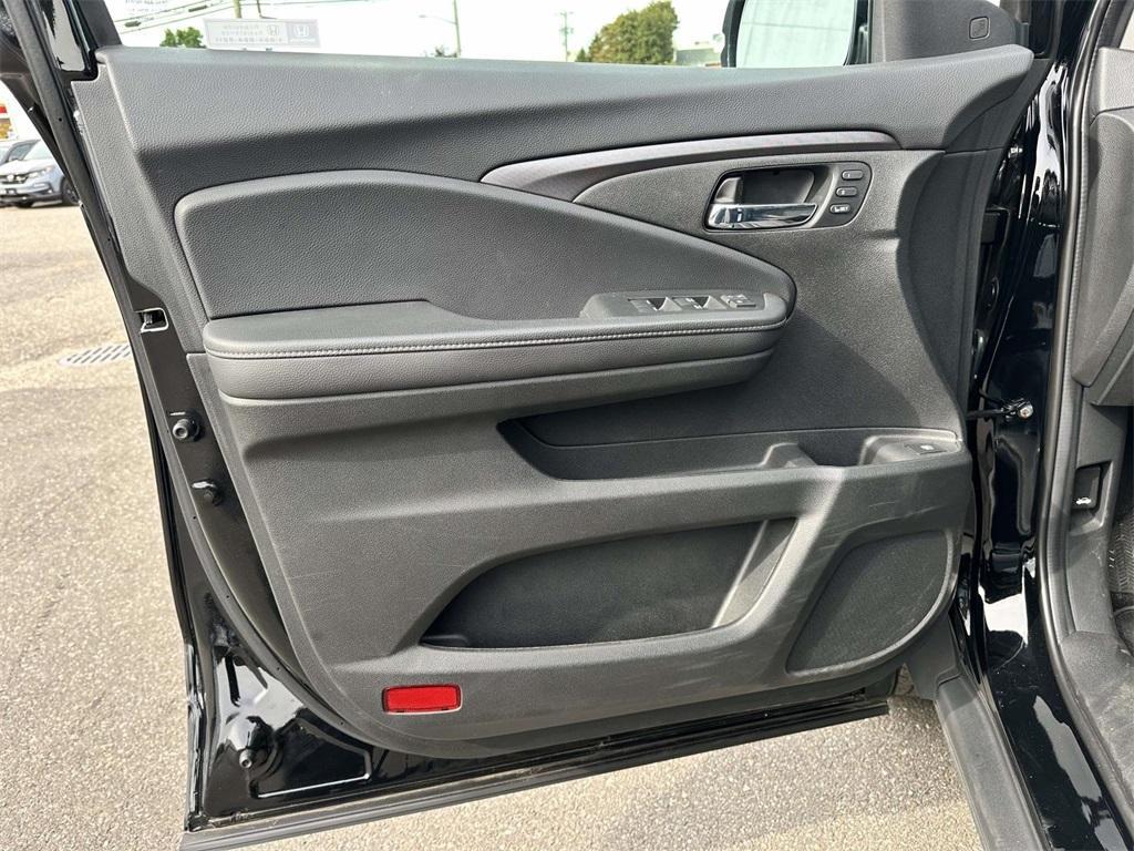 used 2023 Honda Ridgeline car, priced at $30,961