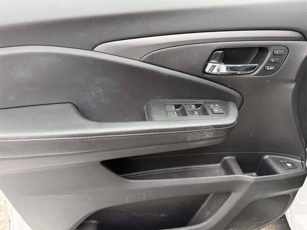 used 2023 Honda Ridgeline car, priced at $28,785