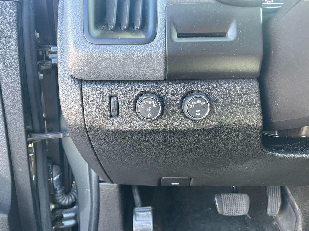 used 2017 Chevrolet Colorado car, priced at $22,988