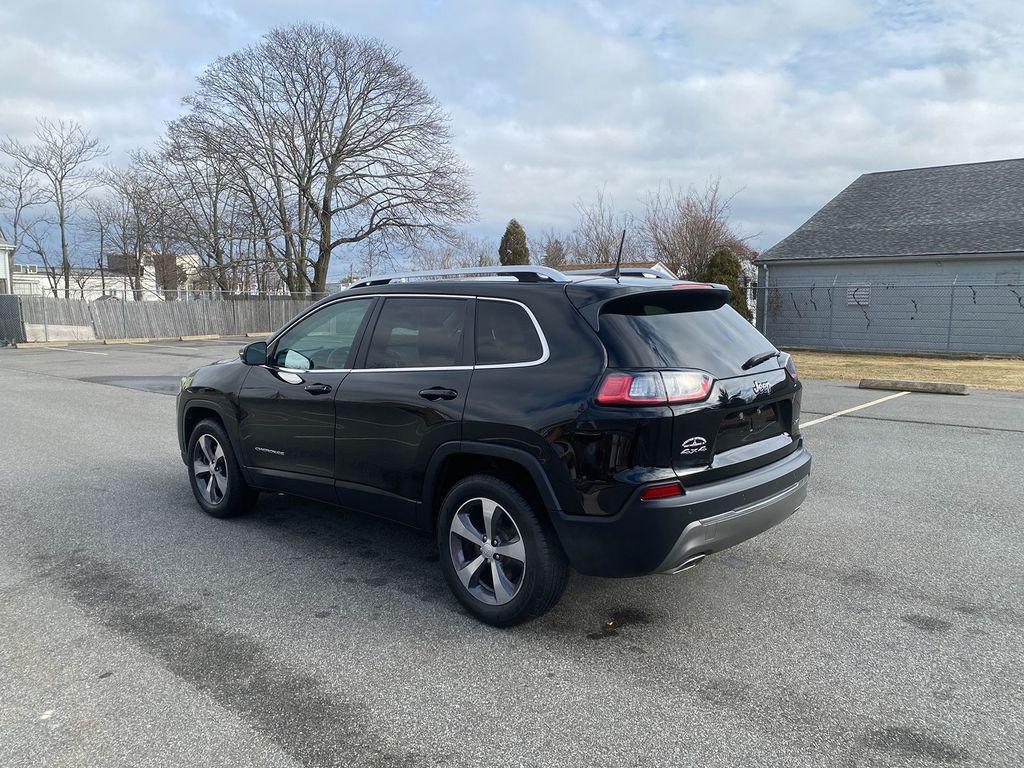 used 2019 Jeep Cherokee car, priced at $17,238
