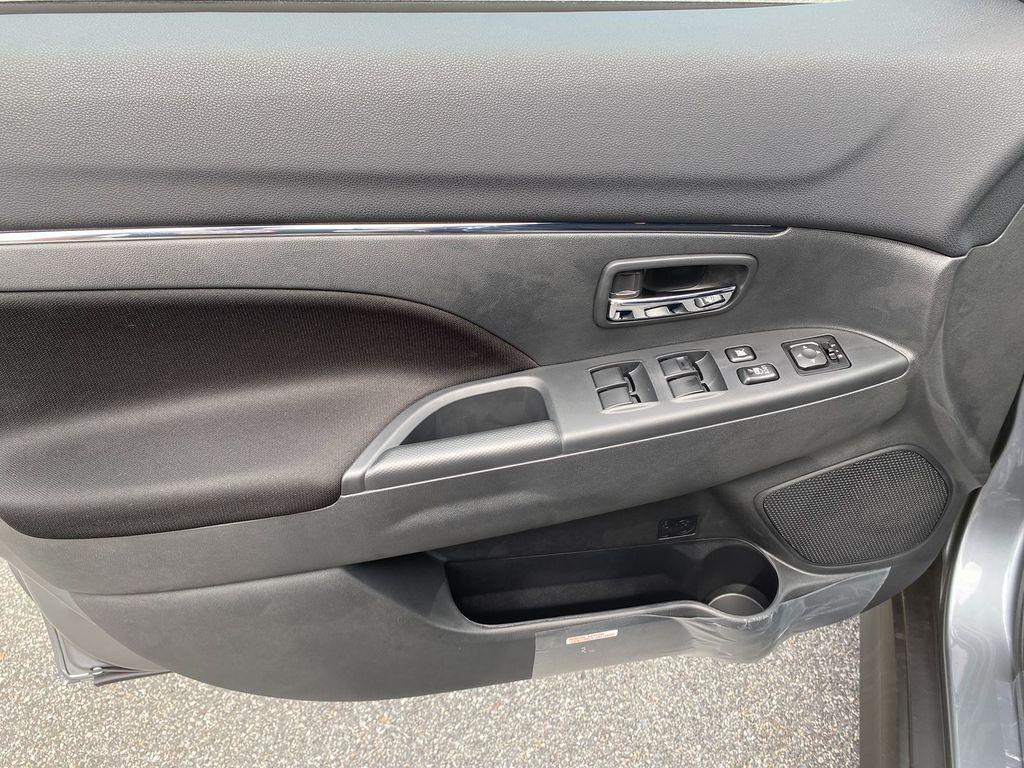 new 2025 Mitsubishi Outlander Sport car, priced at $31,218