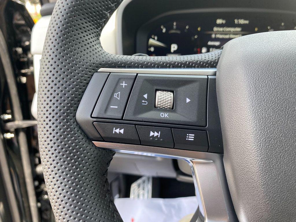 new 2025 Mitsubishi Outlander car, priced at $46,260