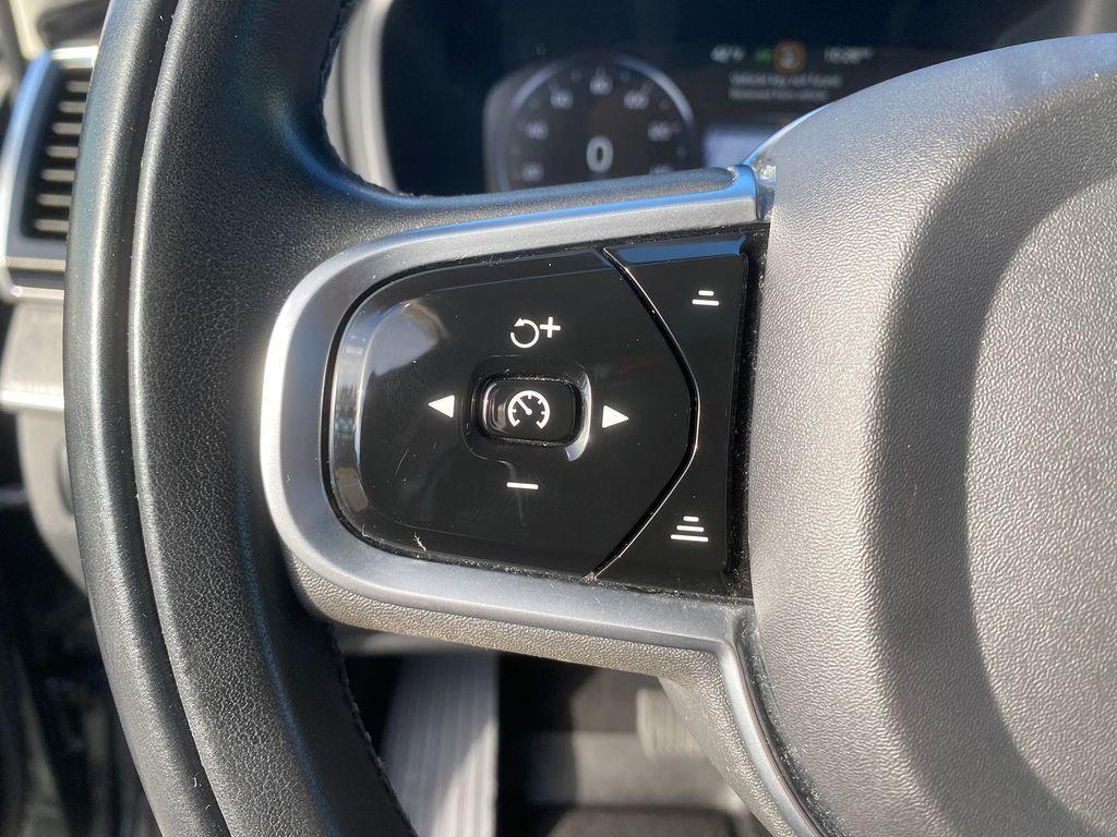 used 2022 Volvo XC90 car, priced at $29,988