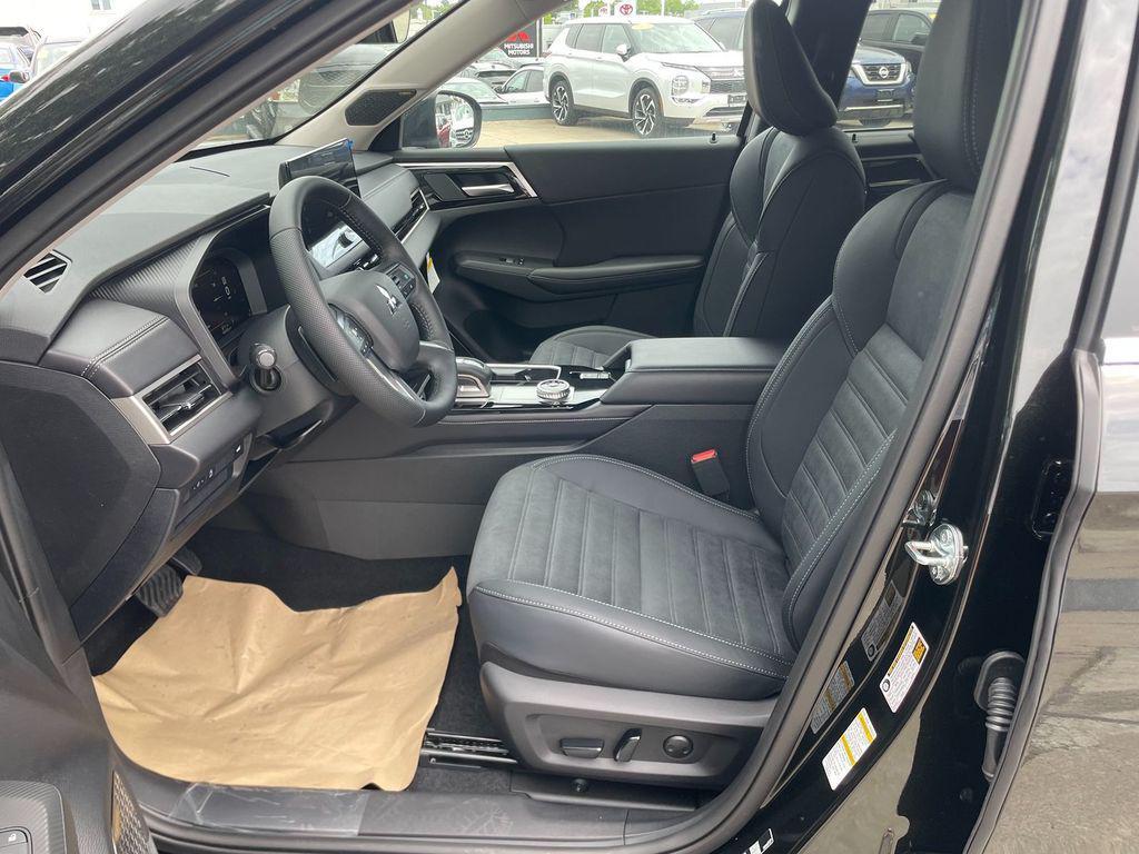 new 2026 Mitsubishi Outlander car, priced at $35,592