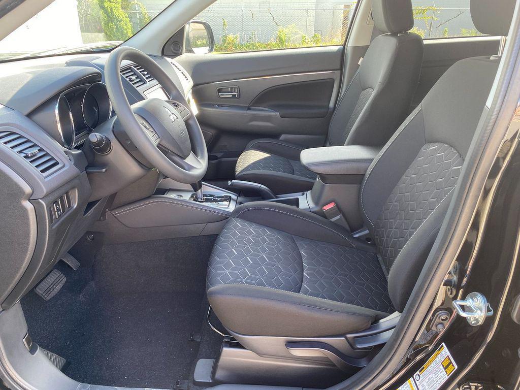 new 2025 Mitsubishi Outlander Sport car, priced at $28,423