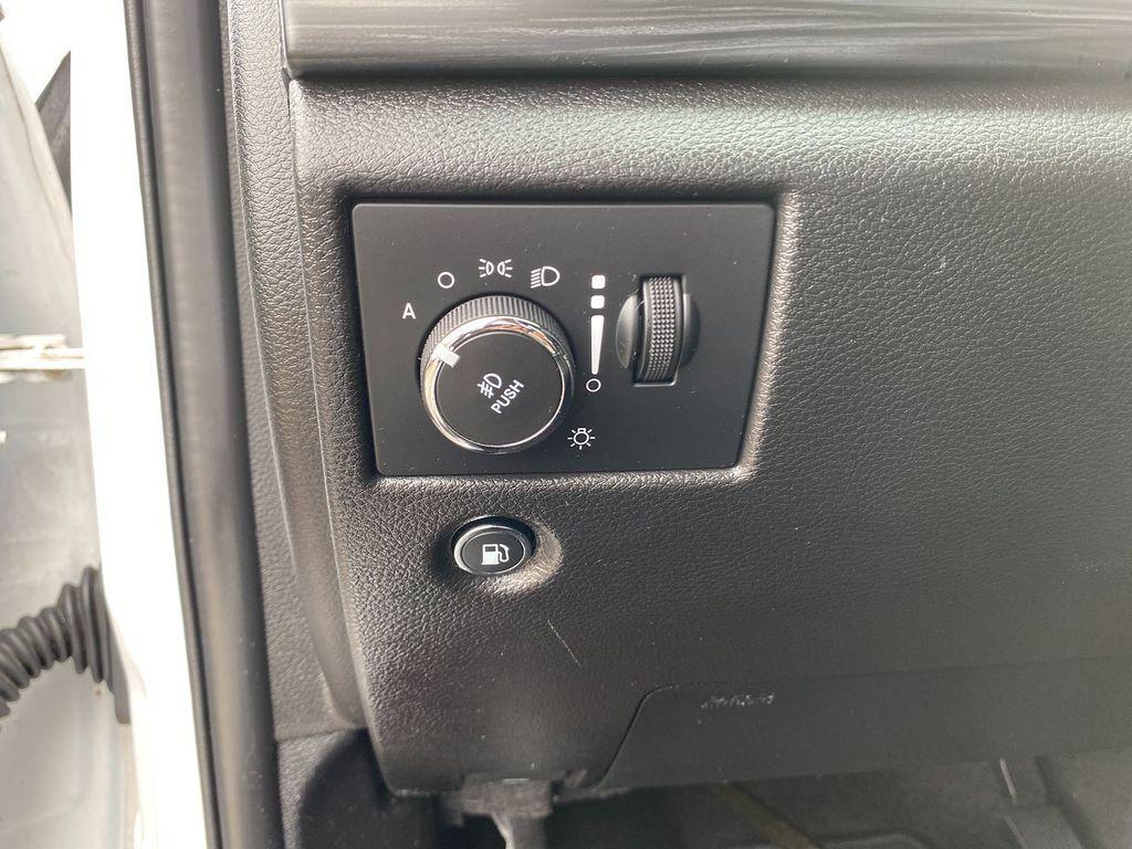 used 2021 Jeep Grand Cherokee car, priced at $21,895