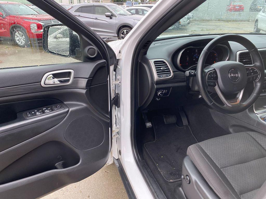 used 2021 Jeep Grand Cherokee car, priced at $21,895