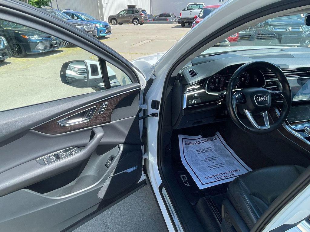 used 2020 Audi Q7 car, priced at $29,395