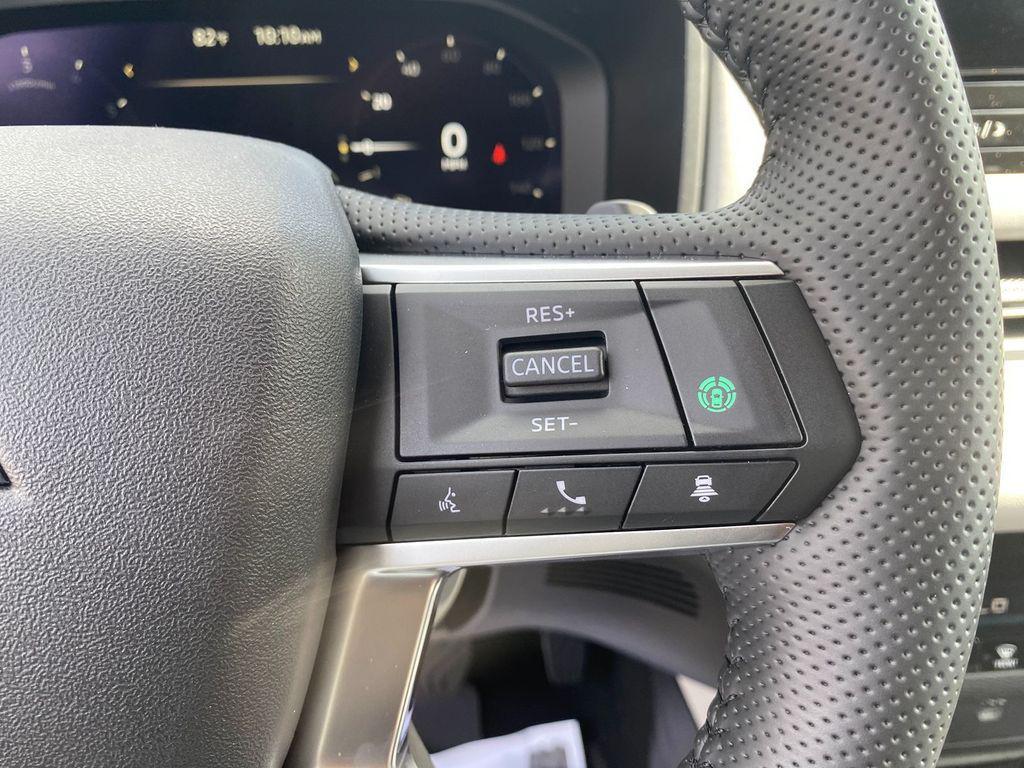 new 2025 Mitsubishi Outlander car, priced at $40,068