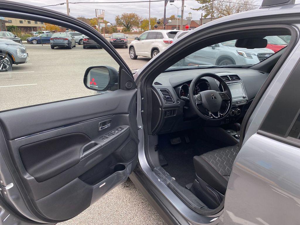 new 2024 Mitsubishi Outlander Sport car, priced at $33,448