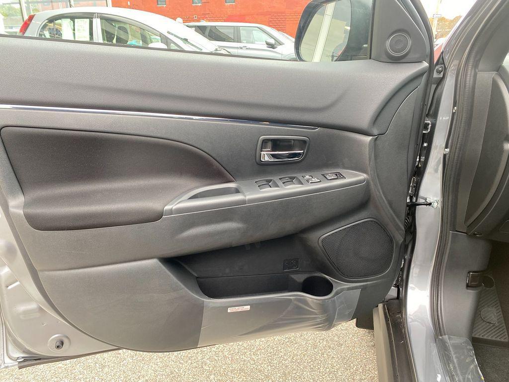 new 2024 Mitsubishi Outlander Sport car, priced at $33,448
