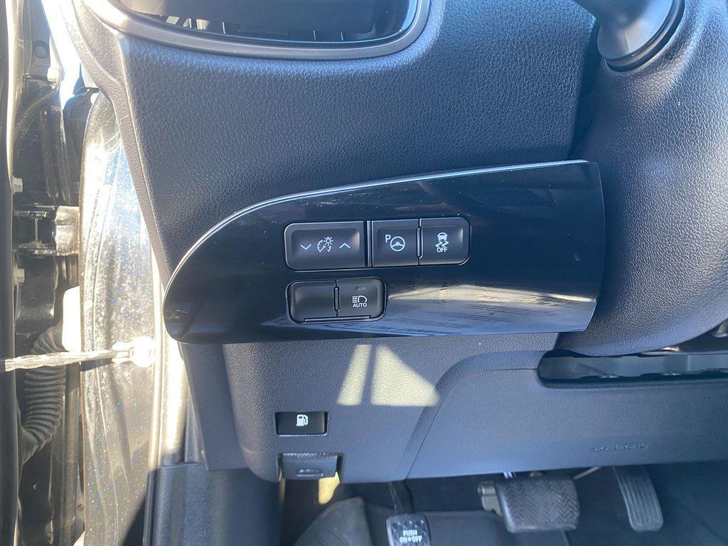 used 2022 Toyota Prius car, priced at $28,995