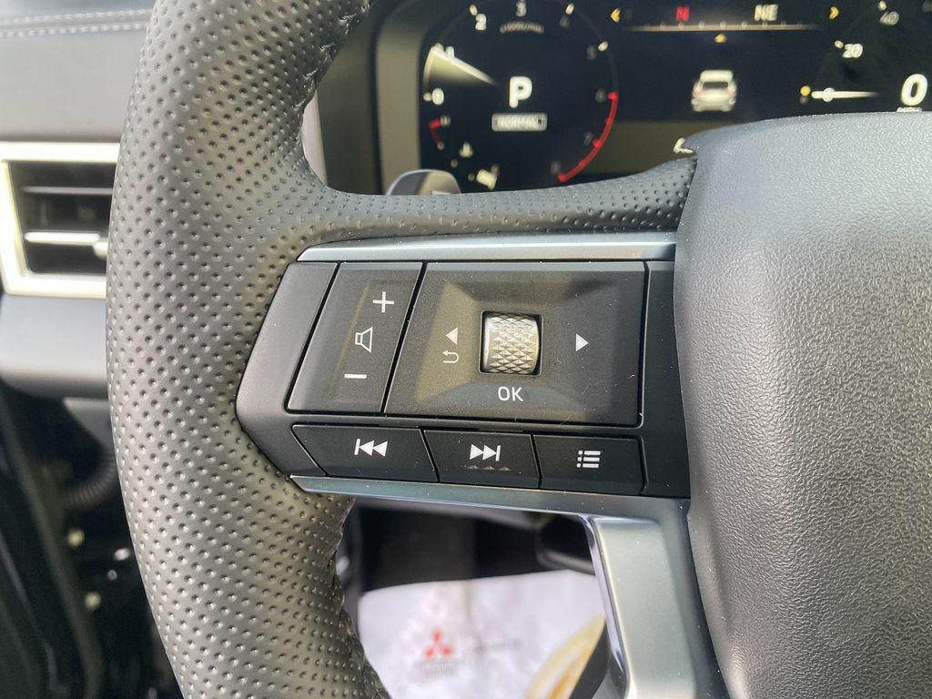 new 2026 Mitsubishi Outlander car, priced at $42,558