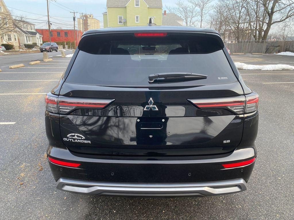 new 2026 Mitsubishi Outlander car, priced at $42,558