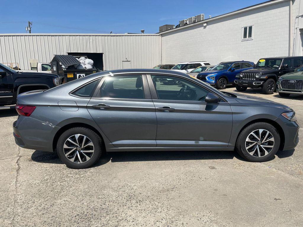 used 2024 Volkswagen Jetta car, priced at $19,596