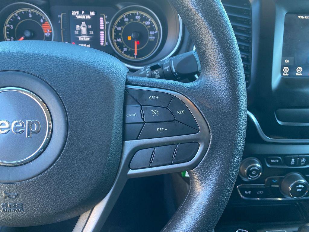 used 2019 Jeep Cherokee car, priced at $14,995