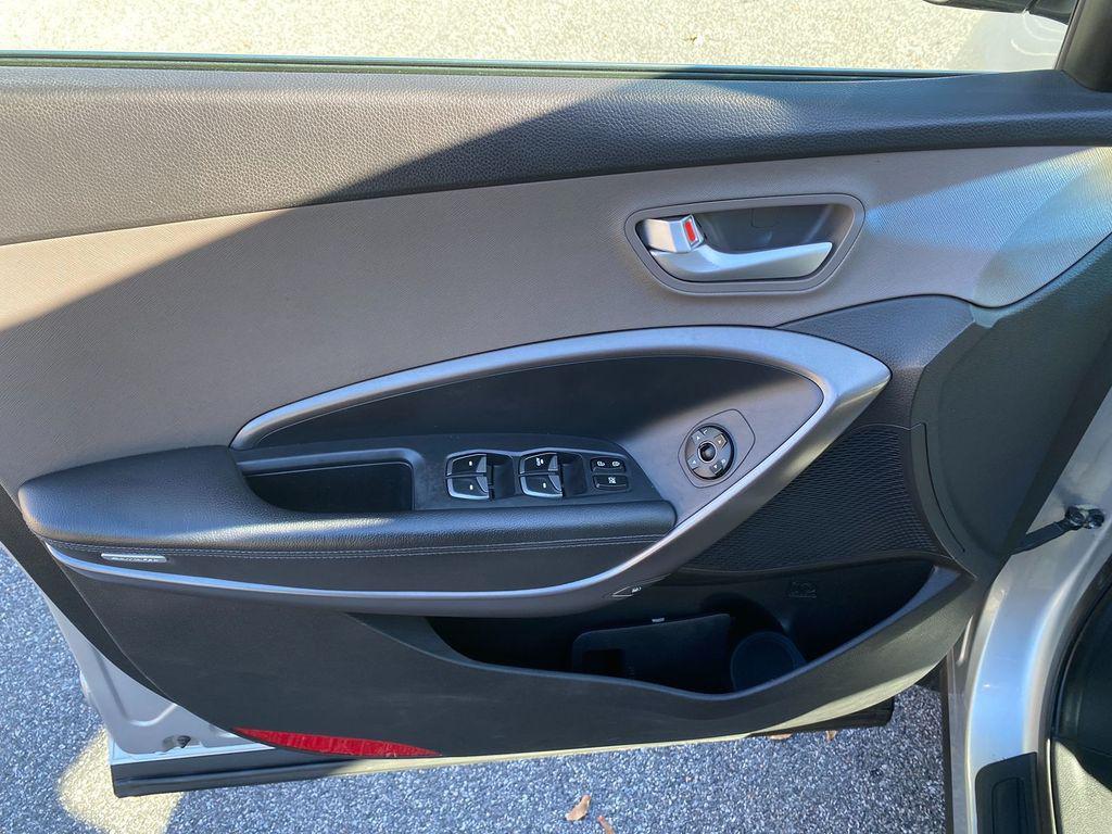 used 2013 Hyundai Santa Fe car, priced at $11,995