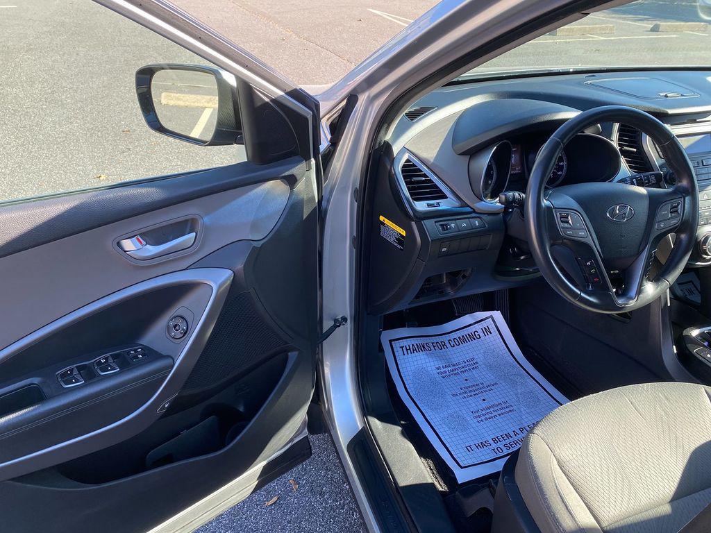 used 2013 Hyundai Santa Fe car, priced at $11,995